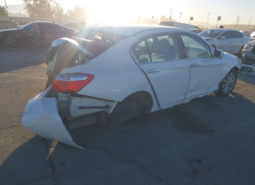 Photo 4 of 2014 Honda Accord EX-L (VIN 1HGCR2F89EA105957)