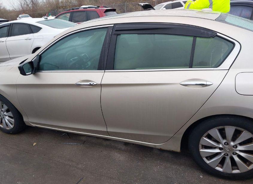 Photo 14 of 2014 Honda Accord EX-L (VIN 1HGCR2F89EA164927)