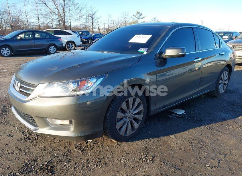 Photo 2 of 2014 Honda Accord EX-L (VIN 1HGCR2F89EA166287)