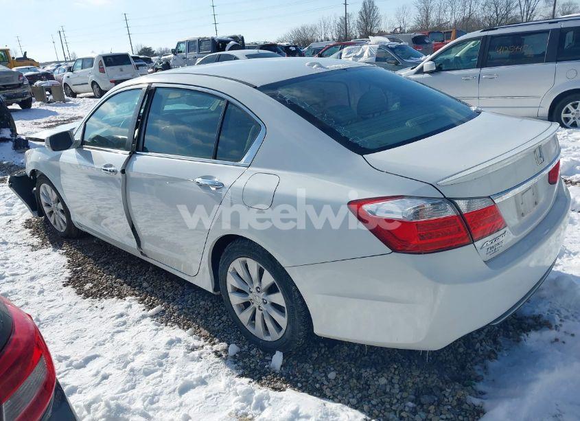 Photo 3 of 2014 Honda Accord EX-L (VIN 1HGCR2F89EA204388)