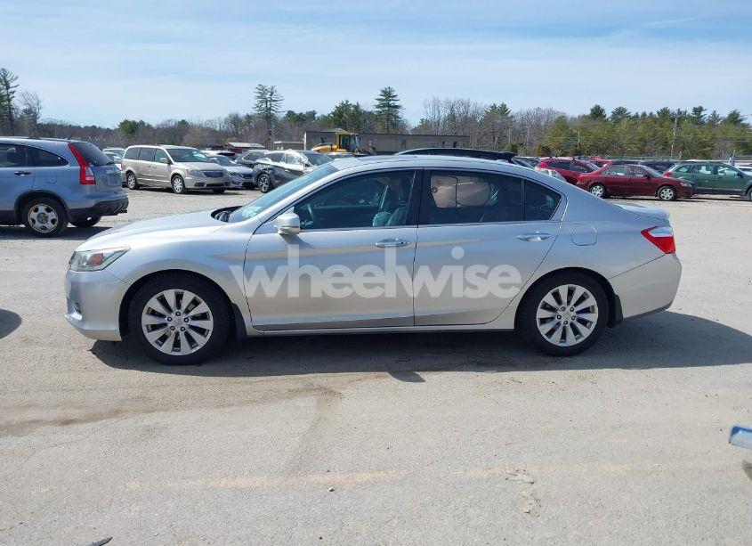 Photo 14 of 2014 Honda Accord EX-L (VIN 1HGCR2F89EA216377)