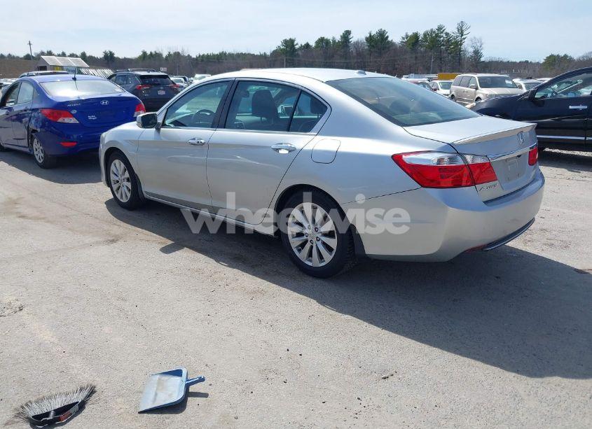 Photo 3 of 2014 Honda Accord EX-L (VIN 1HGCR2F89EA216377)