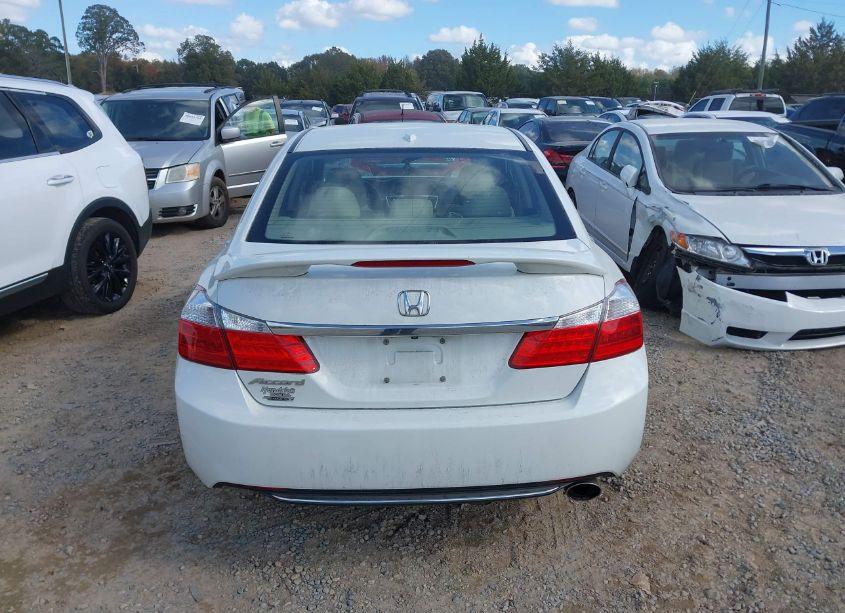 Photo 16 of 2014 Honda Accord EX-L (VIN 1HGCR2F89EA231851)