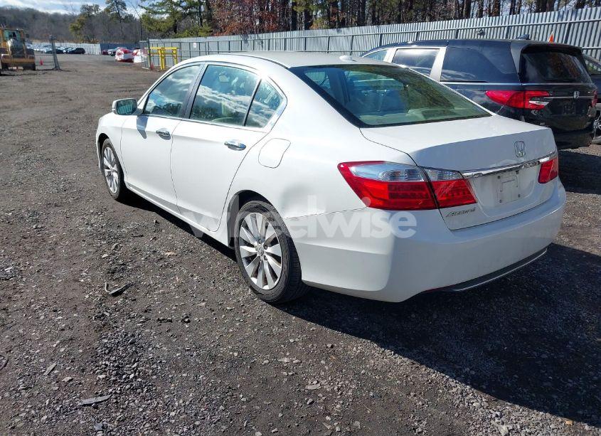 Photo 3 of 2014 Honda Accord EX-L (VIN 1HGCR2F89EA282606)