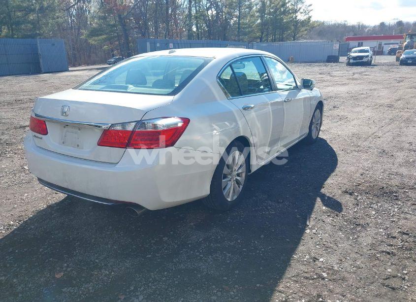 Photo 4 of 2014 Honda Accord EX-L (VIN 1HGCR2F89EA282606)