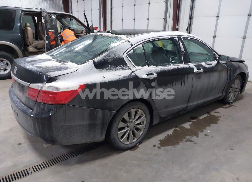 Photo 4 of 2014 Honda Accord EX-L (VIN 1HGCR2F89EA307276)