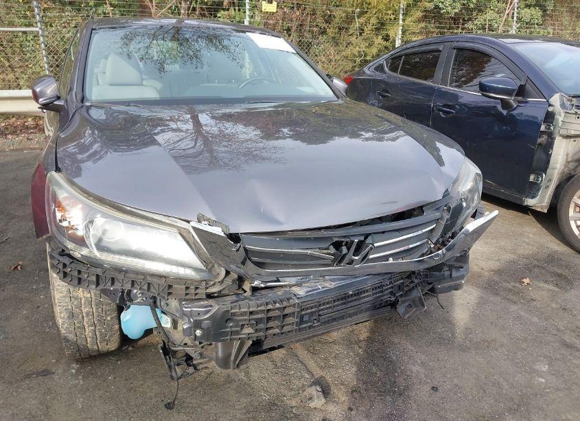 Photo 6 of 2015 Honda Accord EX-L (VIN 1HGCR2F89FA043073)