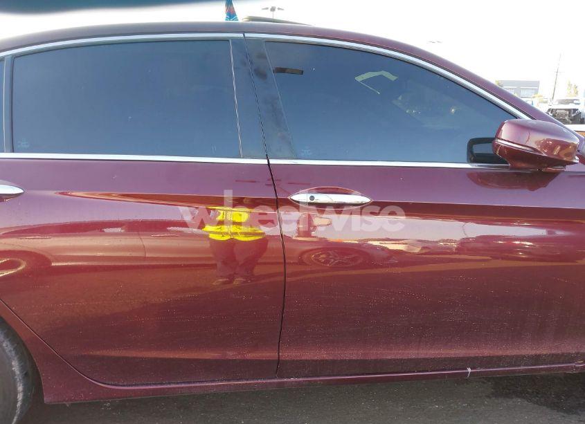 Photo 14 of 2015 Honda Accord EX-L (VIN 1HGCR2F89FA075070)