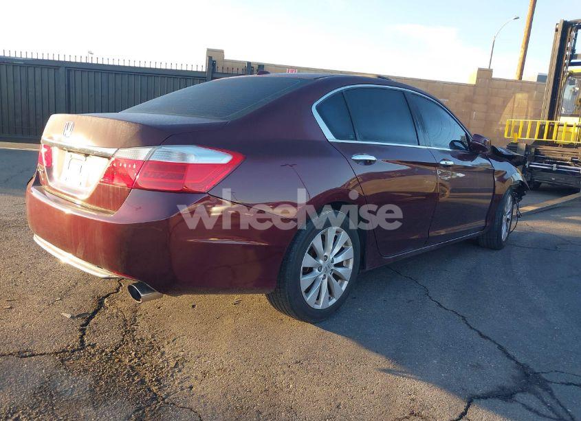 Photo 4 of 2015 Honda Accord EX-L (VIN 1HGCR2F89FA075070)