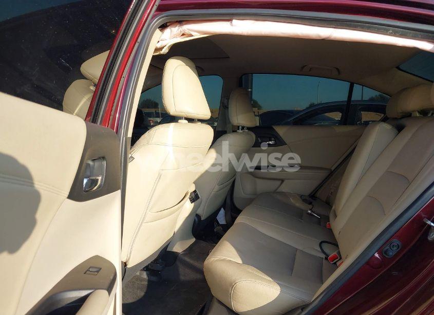 Photo 8 of 2015 Honda Accord EX-L (VIN 1HGCR2F89FA075070)