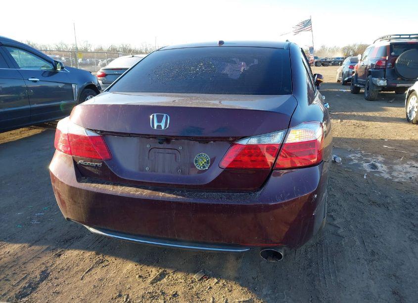Photo 16 of 2015 Honda Accord EX-L (VIN 1HGCR2F89FA075098)