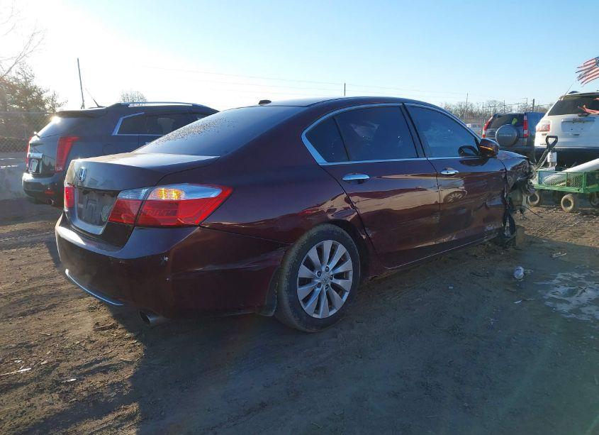 Photo 4 of 2015 Honda Accord EX-L (VIN 1HGCR2F89FA075098)