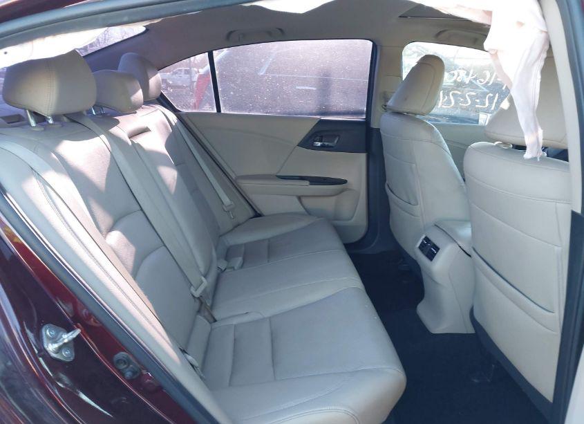 Photo 8 of 2015 Honda Accord EX-L (VIN 1HGCR2F89FA075098)