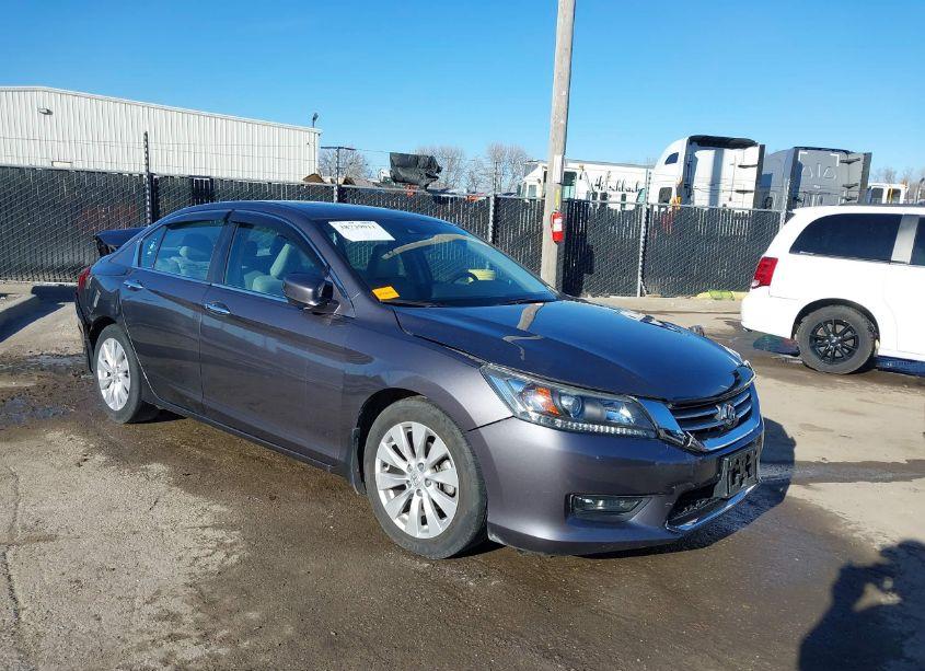 2015 Honda Accord EX-L (VIN 1HGCR2F89FA092256) main photo