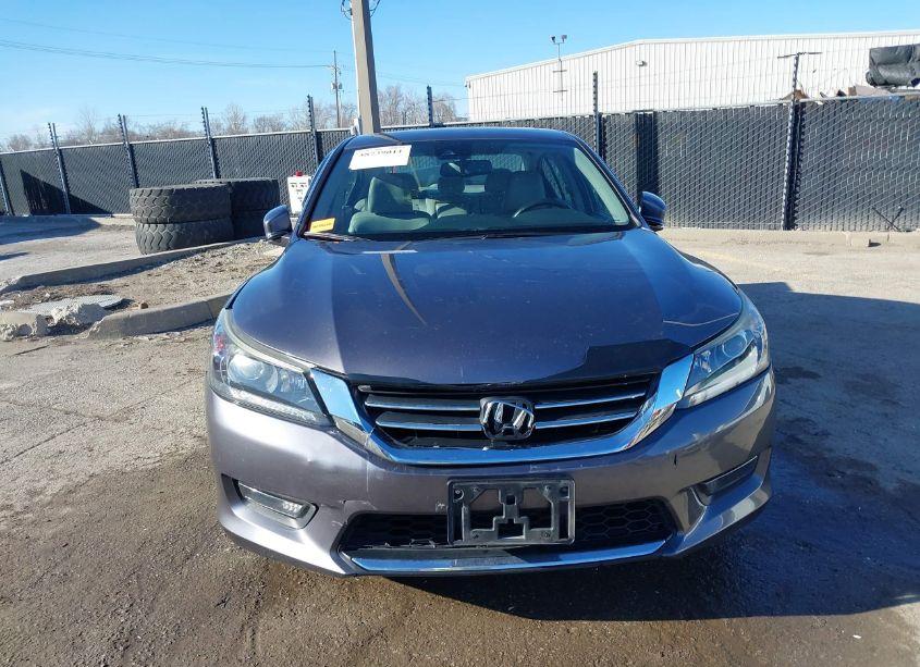 Photo 12 of 2015 Honda Accord EX-L (VIN 1HGCR2F89FA092256)