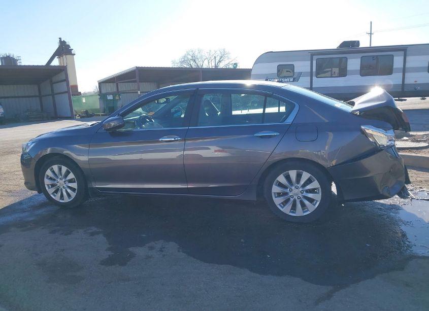 Photo 14 of 2015 Honda Accord EX-L (VIN 1HGCR2F89FA092256)