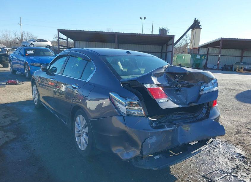 Photo 6 of 2015 Honda Accord EX-L (VIN 1HGCR2F89FA092256)