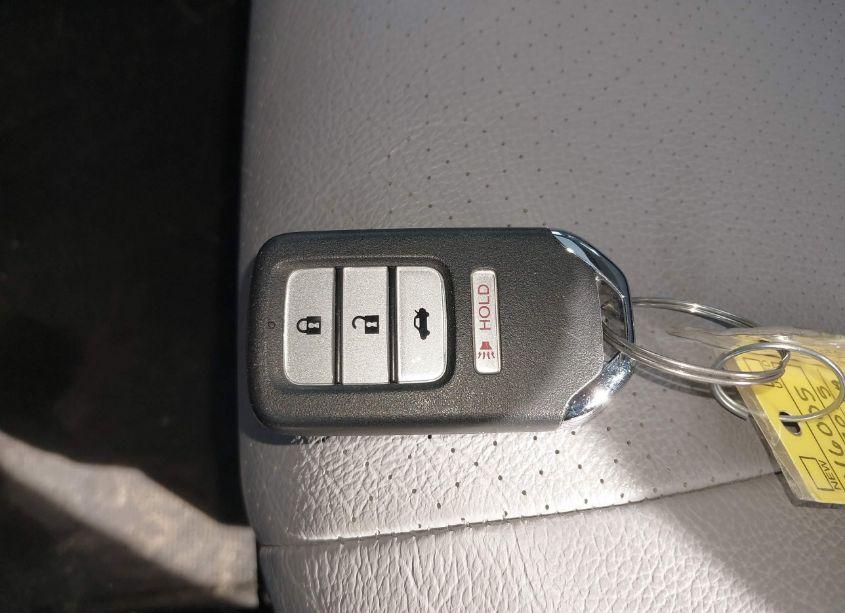 Photo 11 of 2015 Honda Accord EX-L (VIN 1HGCR2F89FA147921)