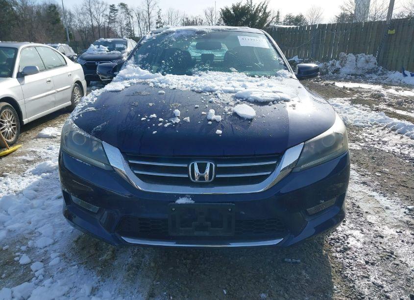 Photo 12 of 2015 Honda Accord EX-L (VIN 1HGCR2F89FA147921)