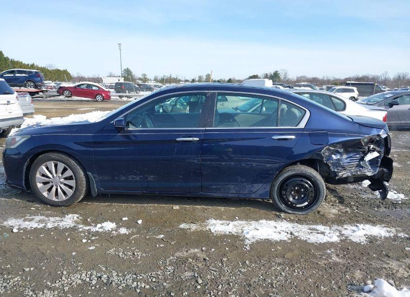 Photo 14 of 2015 Honda Accord EX-L (VIN 1HGCR2F89FA147921)
