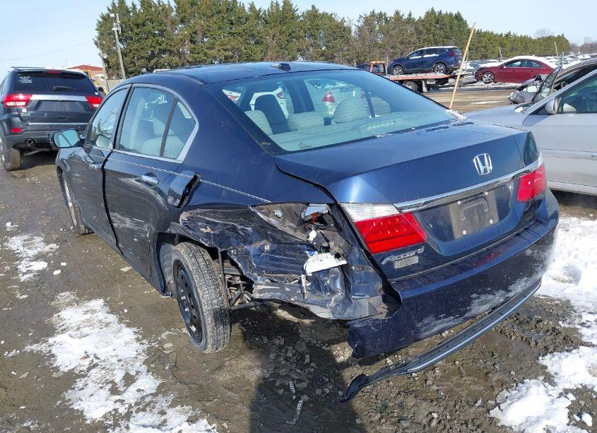 Photo 3 of 2015 Honda Accord EX-L (VIN 1HGCR2F89FA147921)