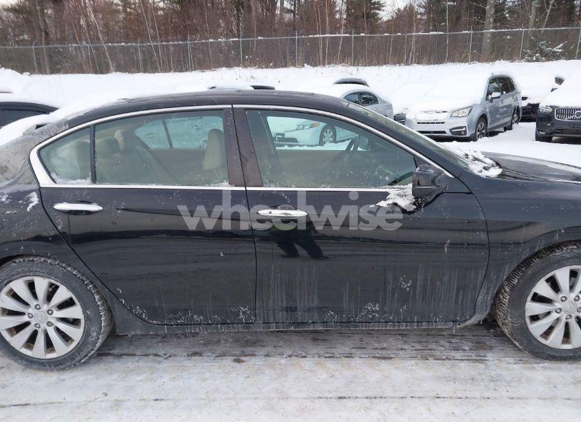 Photo 13 of 2015 Honda Accord EX-L (VIN 1HGCR2F89FA162936)