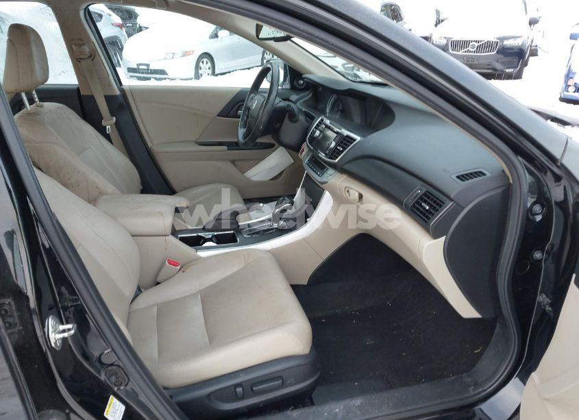 Photo 5 of 2015 Honda Accord EX-L (VIN 1HGCR2F89FA162936)