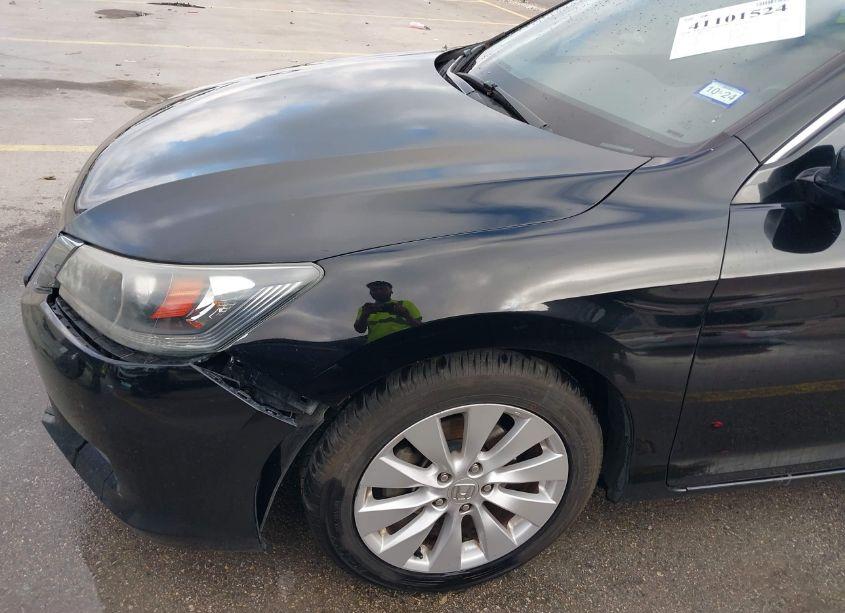 Photo 17 of 2015 Honda Accord EX-L (VIN 1HGCR2F89FA202142)