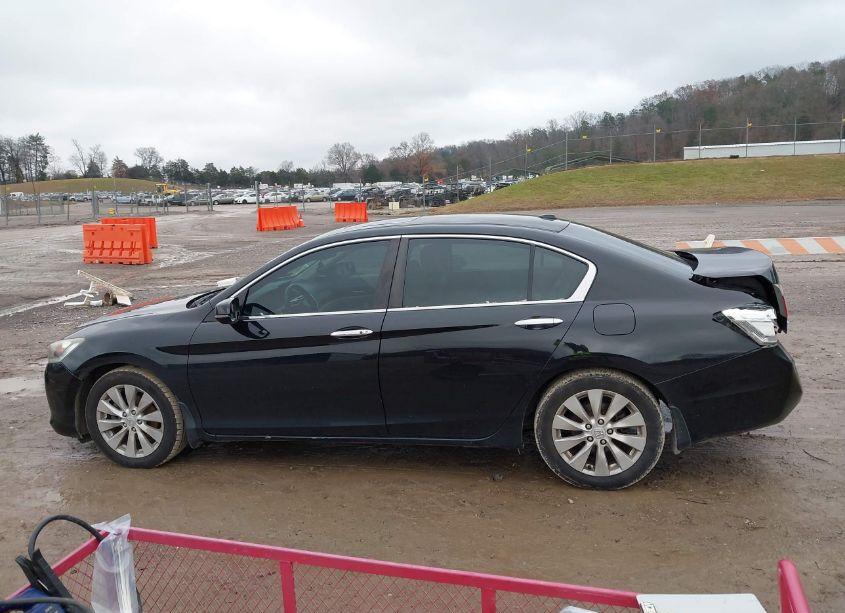 Photo 14 of 2015 Honda Accord EX-L (VIN 1HGCR2F89FA226540)