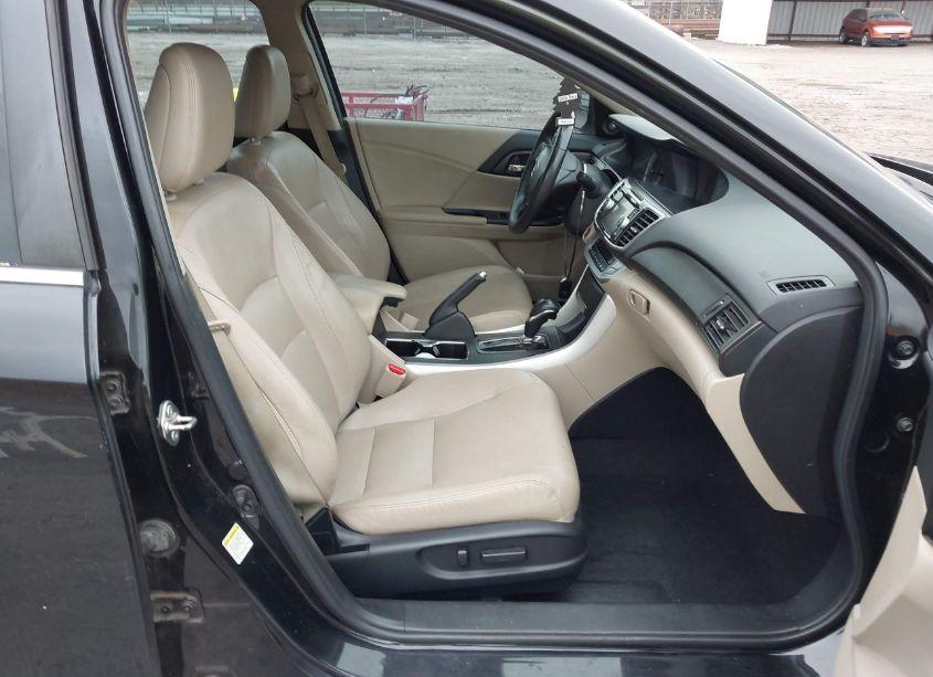 Photo 5 of 2015 Honda Accord EX-L (VIN 1HGCR2F89FA226540)