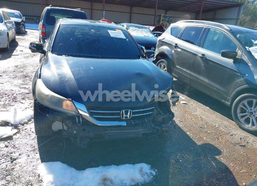 Photo 6 of 2015 Honda Accord EX-L (VIN 1HGCR2F89FA226554)
