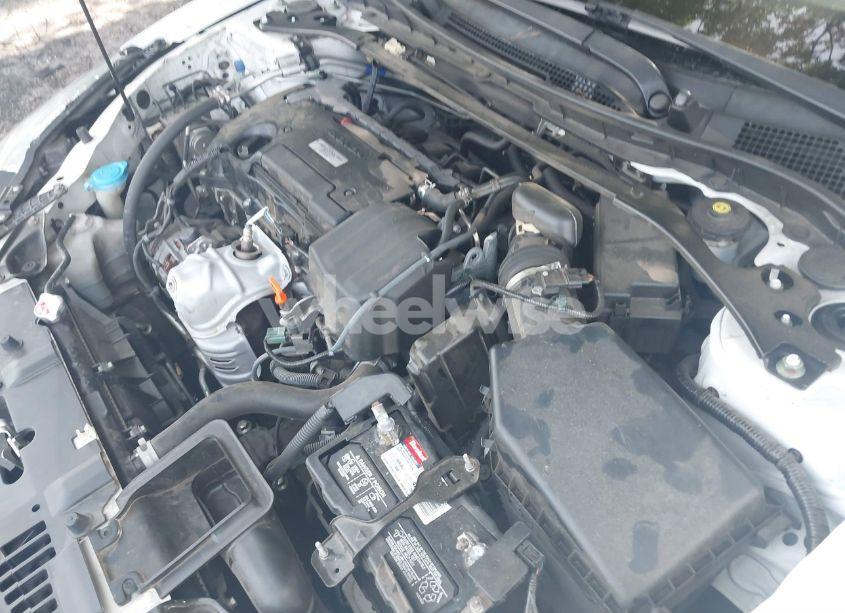 Photo 10 of 2016 Honda Accord EX-L (VIN 1HGCR2F89GA080500)