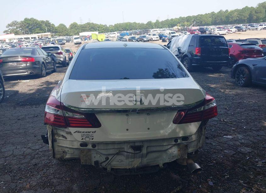 Photo 16 of 2016 Honda Accord EX-L (VIN 1HGCR2F89GA080500)