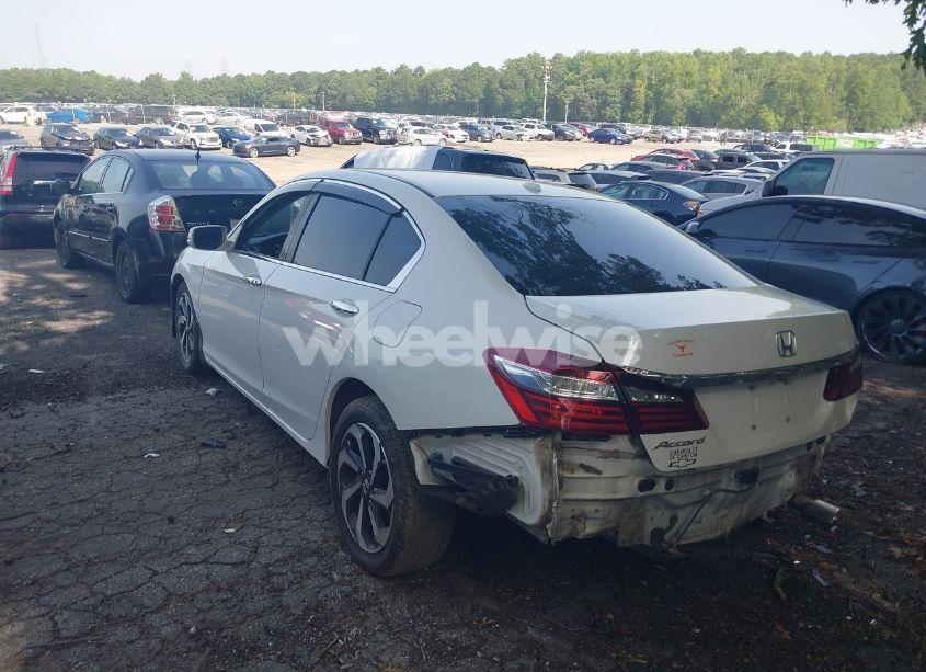 Photo 3 of 2016 Honda Accord EX-L (VIN 1HGCR2F89GA080500)