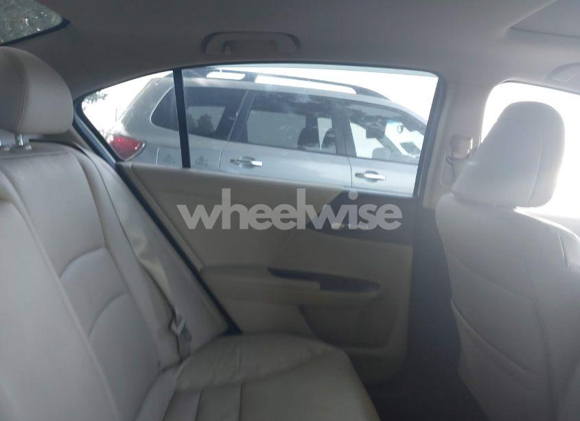 Photo 8 of 2016 Honda Accord EX-L (VIN 1HGCR2F89GA080500)