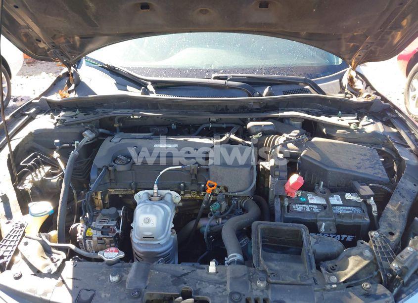Photo 10 of 2016 Honda Accord EX-L (VIN 1HGCR2F89GA101460)