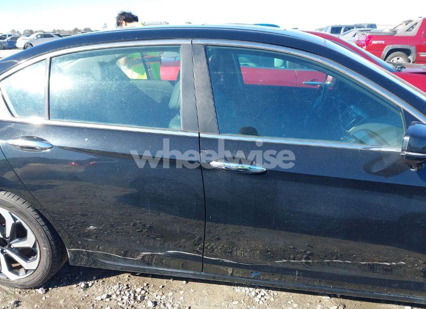 Photo 13 of 2016 Honda Accord EX-L (VIN 1HGCR2F89GA101460)