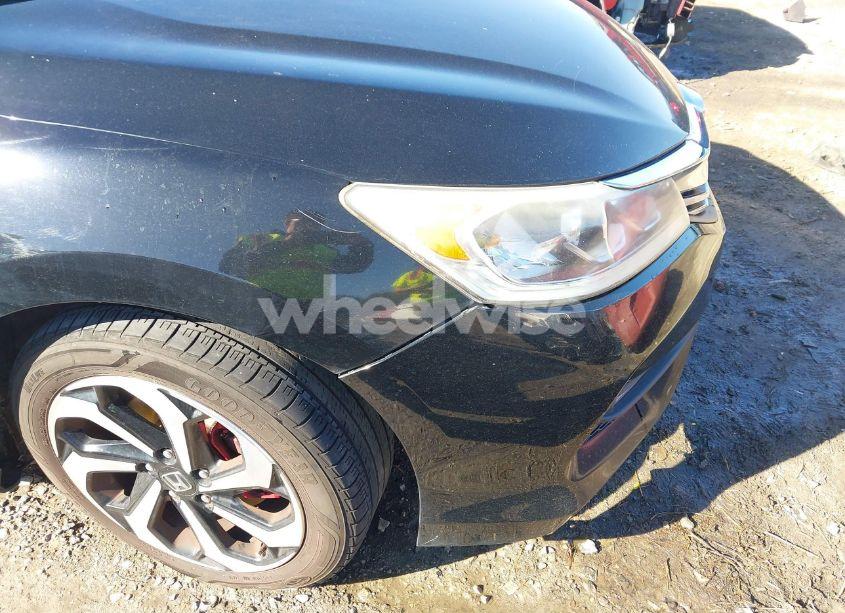 Photo 19 of 2016 Honda Accord EX-L (VIN 1HGCR2F89GA101460)