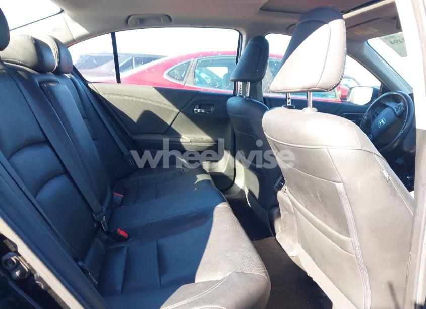 Photo 8 of 2016 Honda Accord EX-L (VIN 1HGCR2F89GA101460)