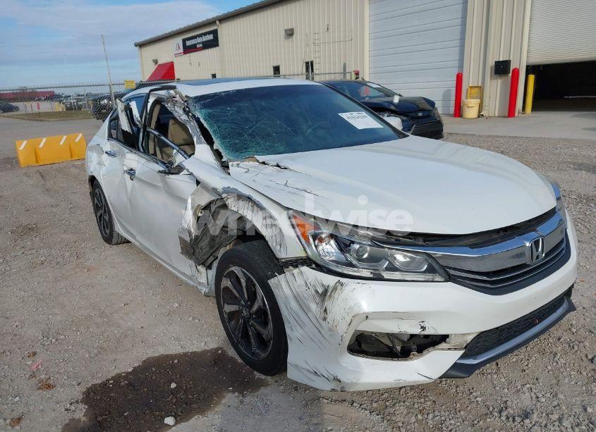 Photo 6 of 2016 Honda Accord EX-L (VIN 1HGCR2F89GA130991)