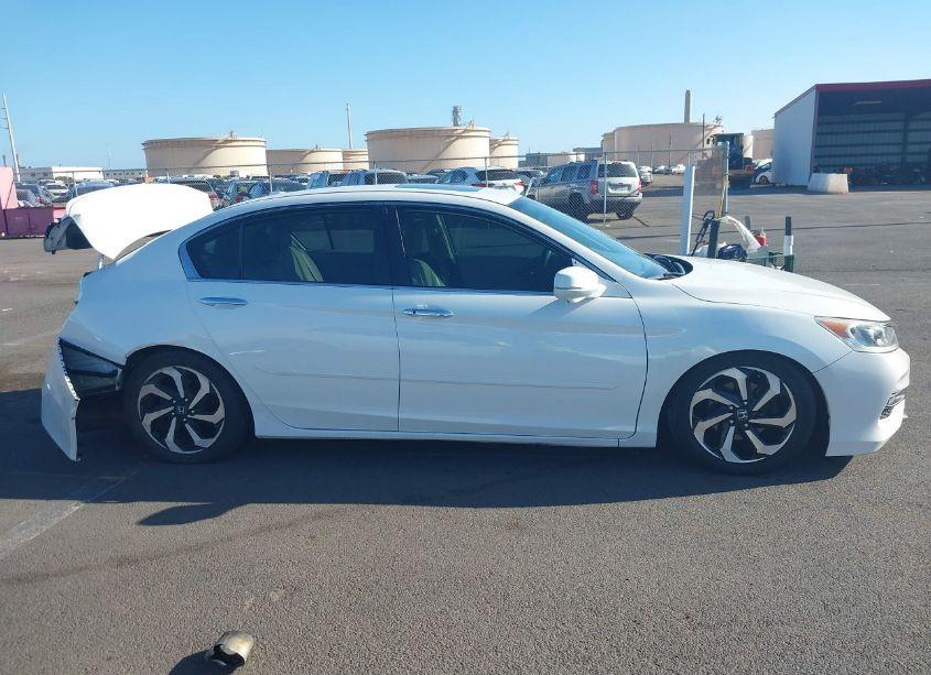 Photo 14 of 2016 Honda Accord EX-L (VIN 1HGCR2F89GA186803)
