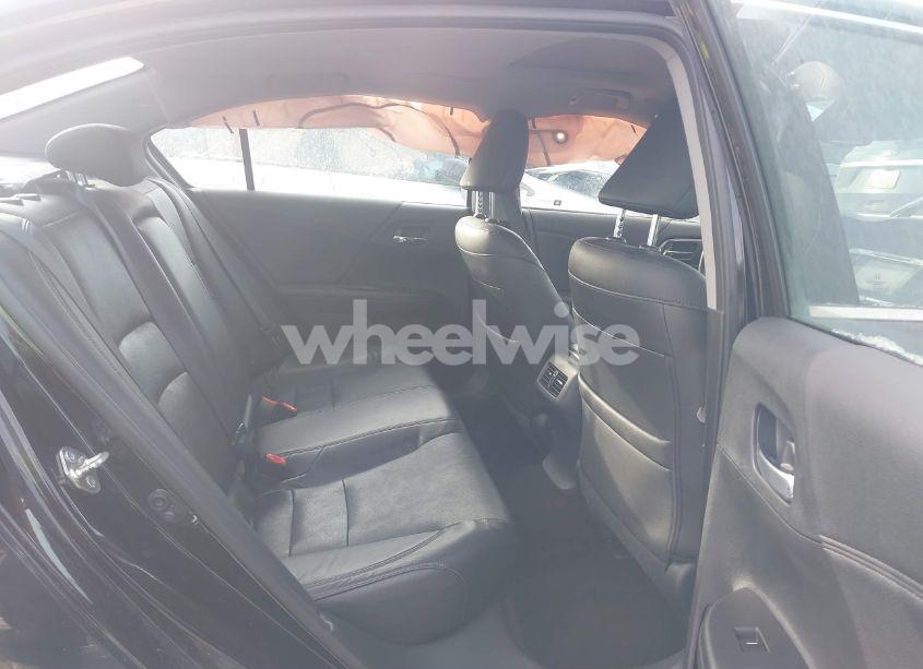 Photo 8 of 2017 Honda Accord EX-L (VIN 1HGCR2F89HA221194)