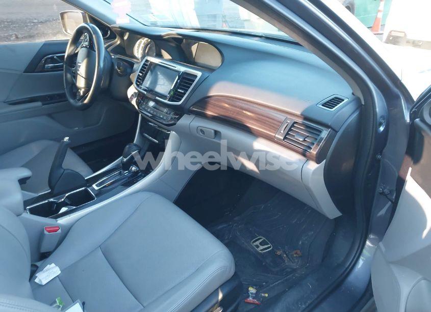 Photo 5 of 2017 Honda Accord EX-L (VIN 1HGCR2F89HA250386)