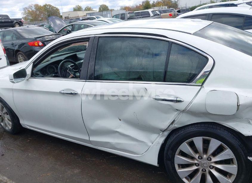 Photo 14 of 2013 Honda Accord EX-L (VIN 1HGCR2F8XDA024741)