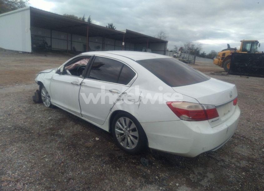 Photo 3 of 2013 Honda Accord EX-L (VIN 1HGCR2F8XDA098774)