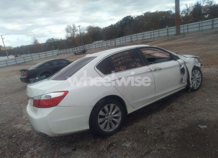 Photo 4 of 2013 Honda Accord EX-L (VIN 1HGCR2F8XDA098774)