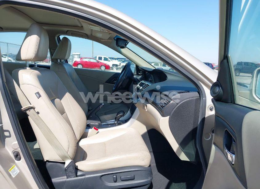 Photo 5 of 2013 Honda Accord EX-L (VIN 1HGCR2F8XDA111944)