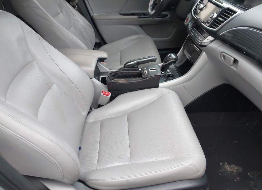 Photo 5 of 2013 Honda Accord EX-L (VIN 1HGCR2F8XDA125441)