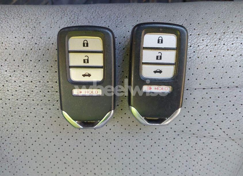 Photo 11 of 2013 Honda Accord EX-L (VIN 1HGCR2F8XDA126430)