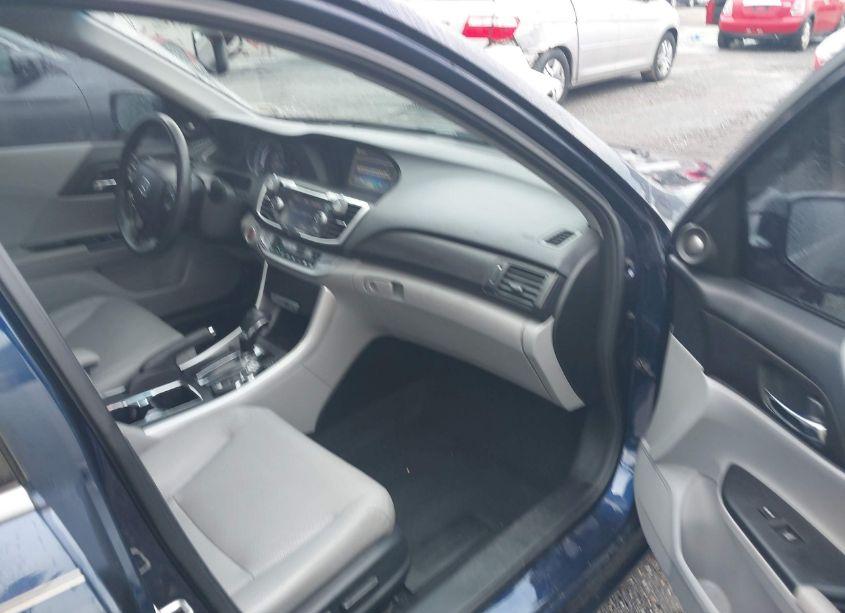 Photo 5 of 2013 Honda Accord EX-L (VIN 1HGCR2F8XDA126461)